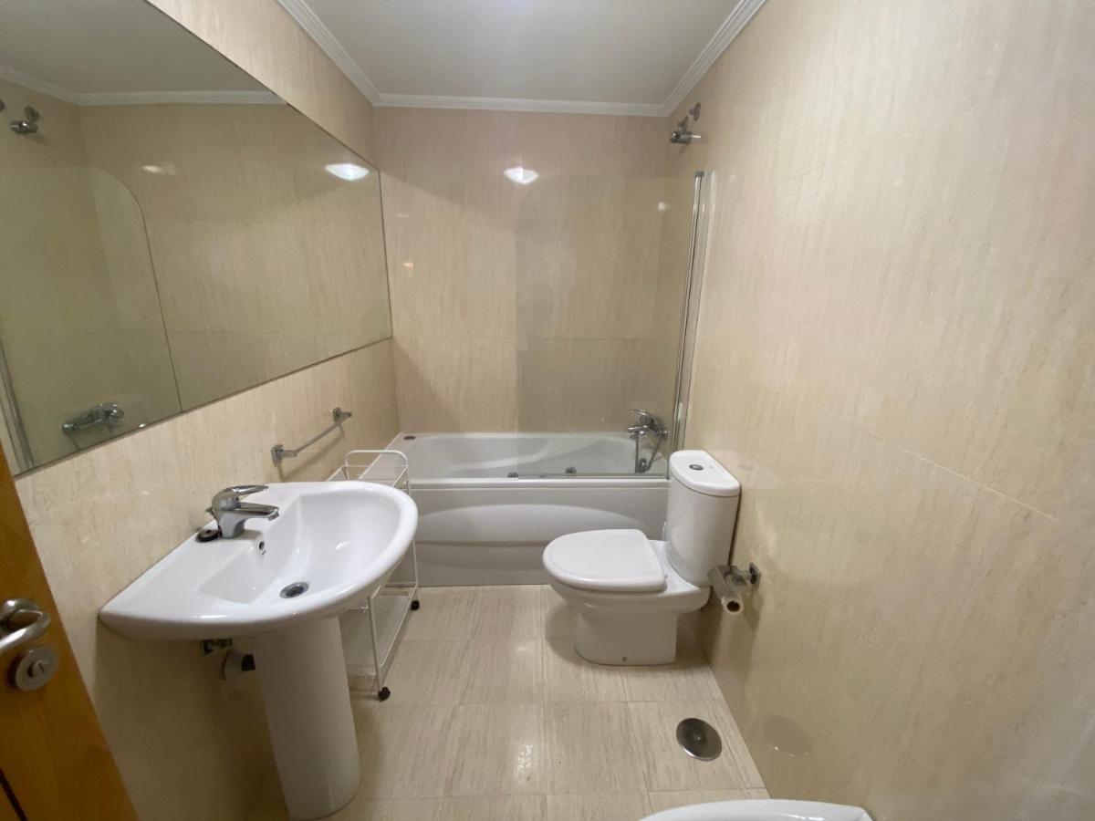 Apartamento A 5 Min Caminando De La Playa Sta. Cristina, Олейрос Экстерьер фото