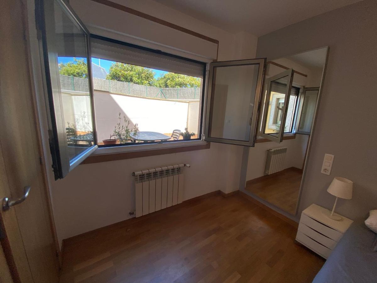 Apartamento A 5 Min Caminando De La Playa Sta. Cristina, Олейрос Экстерьер фото